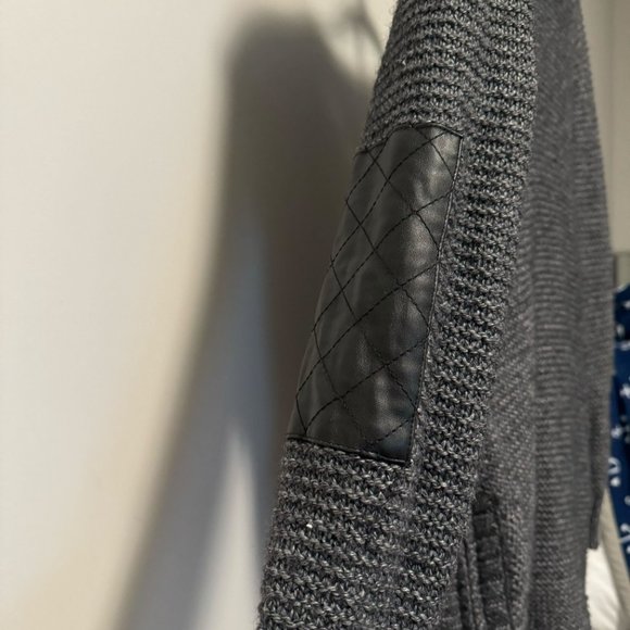 Grey Harley Davidson Sweater with Zipper Detail - Size Large - Picture 3 of 8